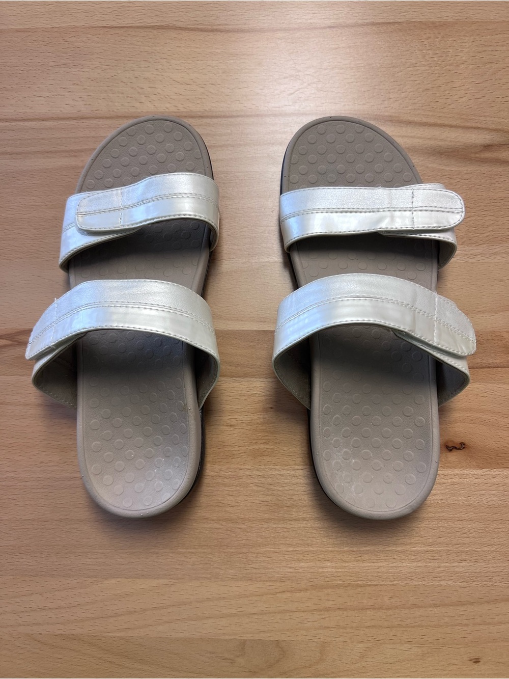 Vionic Women's Pearl White Double-Strap Slide Sandals